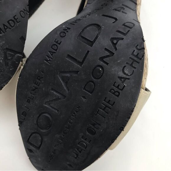 Donald J. Pliner Tan Crisscross Elastic Faux Crocodile Open Toe Heels - Picture 14 of 16